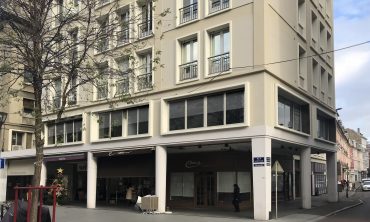 La réhabilitation biosourcée d’anciens commerces en bureaux dans le centre-ville de Mulhouse