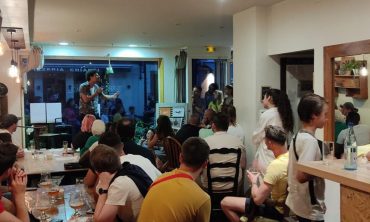 Themenabend im Café solidaire: Ressourcenzentren als umweltfreundliche Orte im städtischen Raum