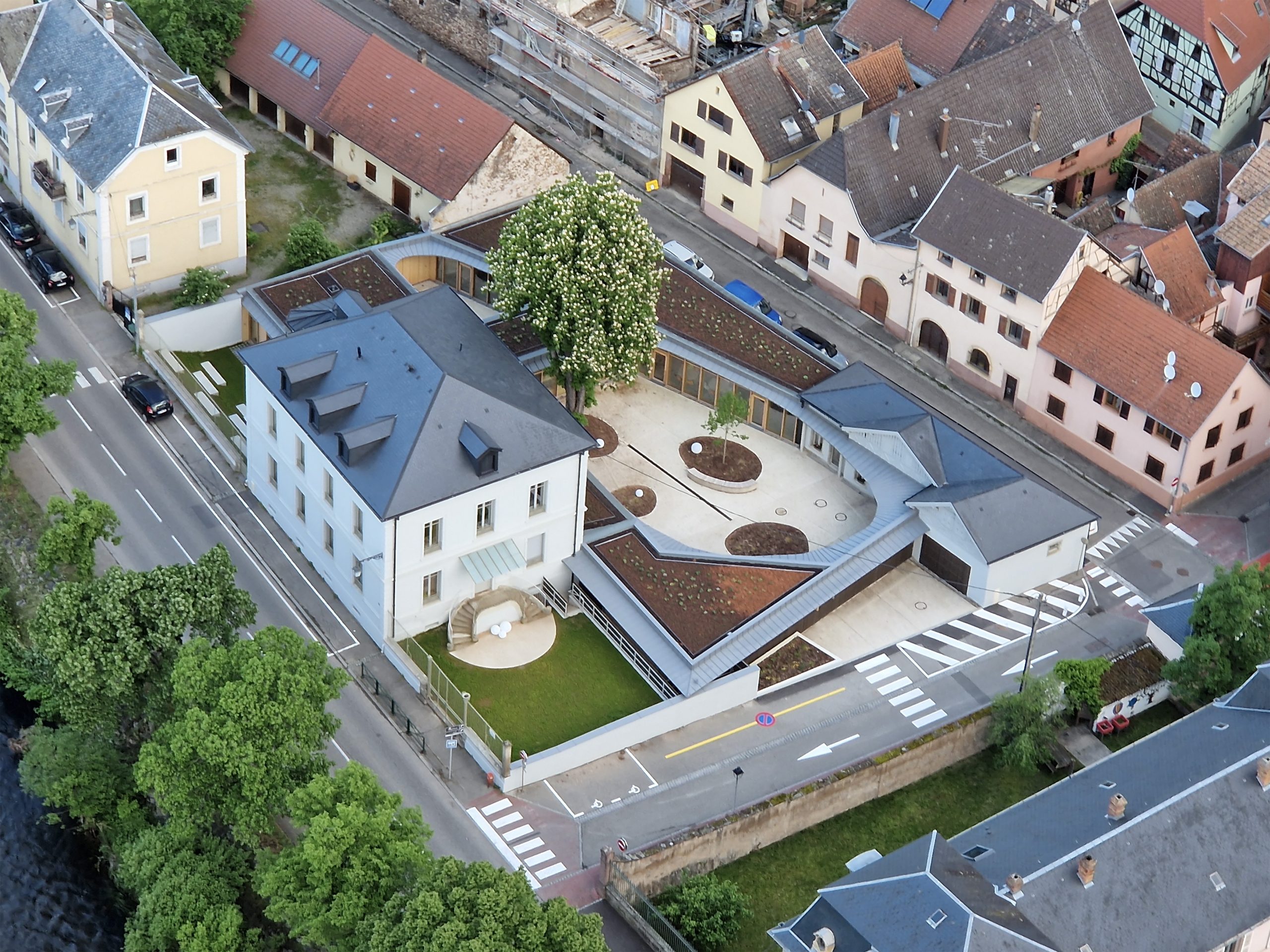 PeTur_Vue-aerienne-scaled PeTur_Vue-aerienne-scaled