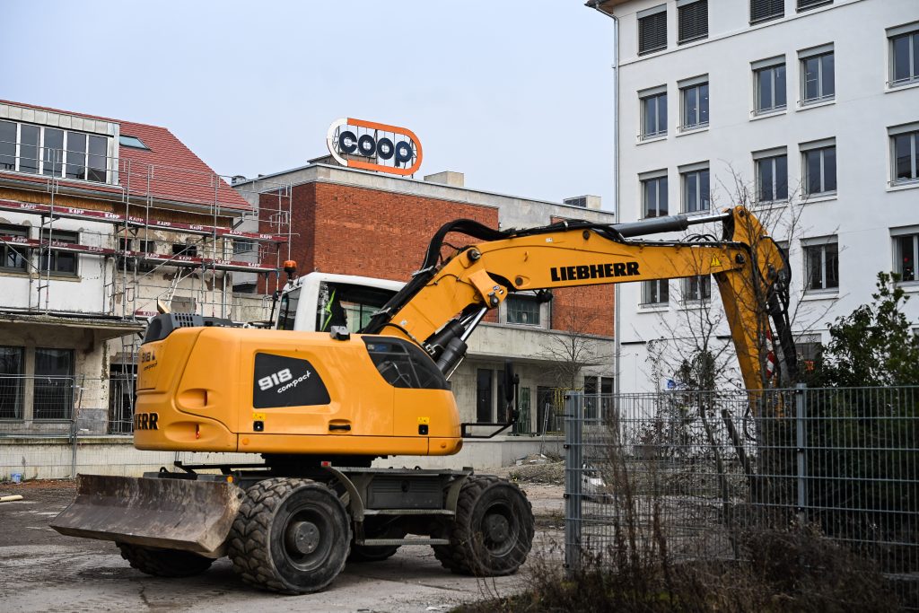 Visite historique de la COOP : 2000-2025-2050 