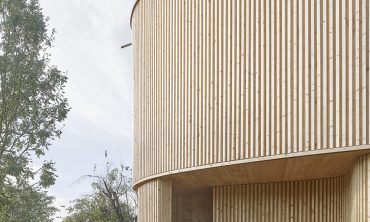 Aus Schalen entworfen.
Ergebnisse des Forschungsprojekts „Stuttgart 210 – weiterdenken, weiterbauen!“ – Architekturschaufenster e.V. : 24/10/2025 11:00