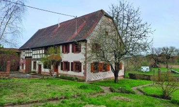 Baustellenbesuch: Ökologische Restaurierung eines elsässischen Hauses aus dem 18. Jahrhundert
